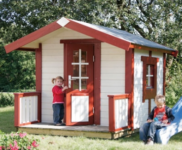 Holz Kinderspielhaus Goliath vom Kunden farbig behandelt.